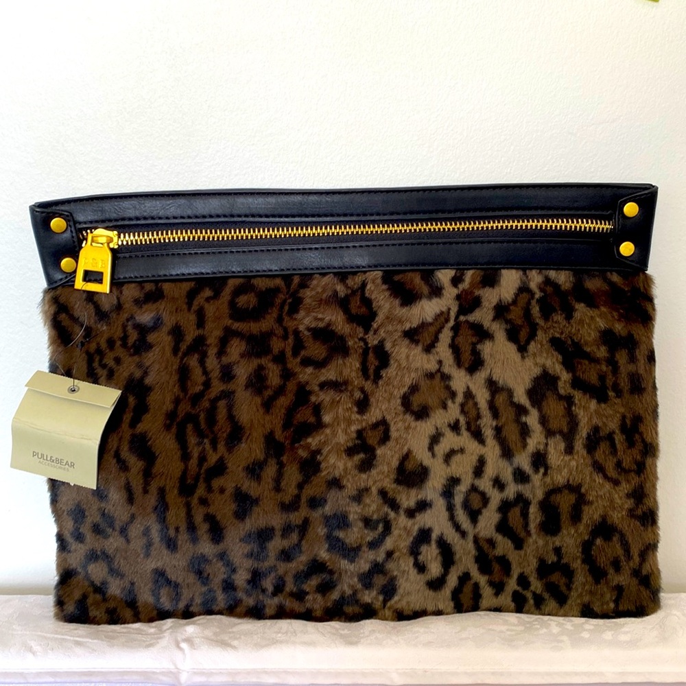 Pull & Bear Clutch Bag